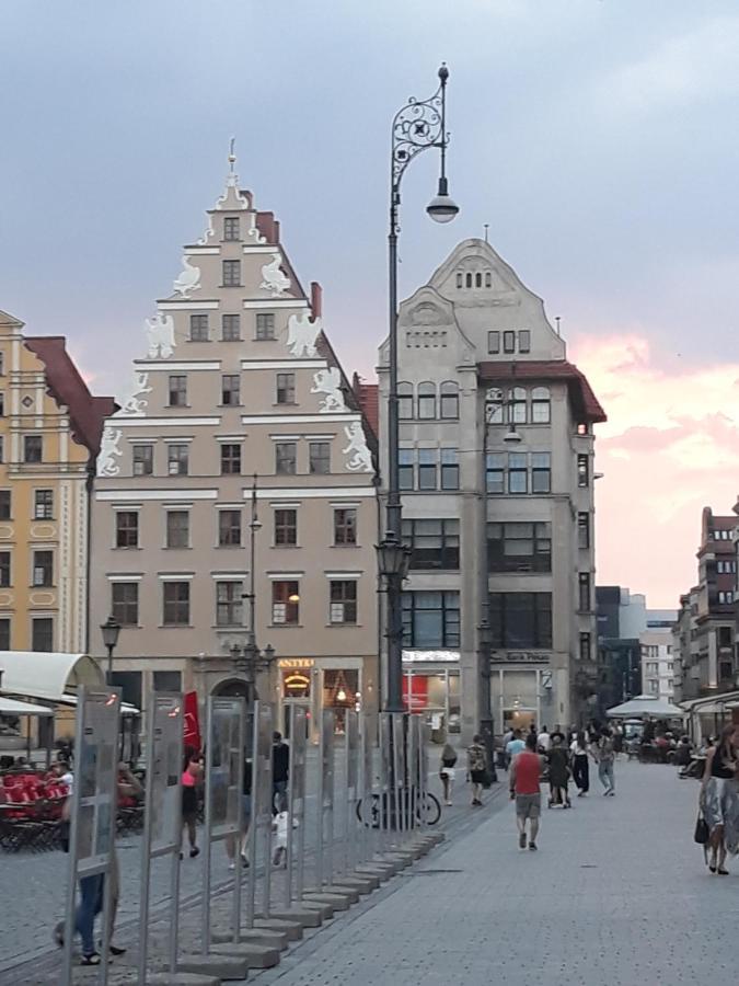 Neoapartments - Rynek Pod Gryfami ヴロツワフ エクステリア 写真
